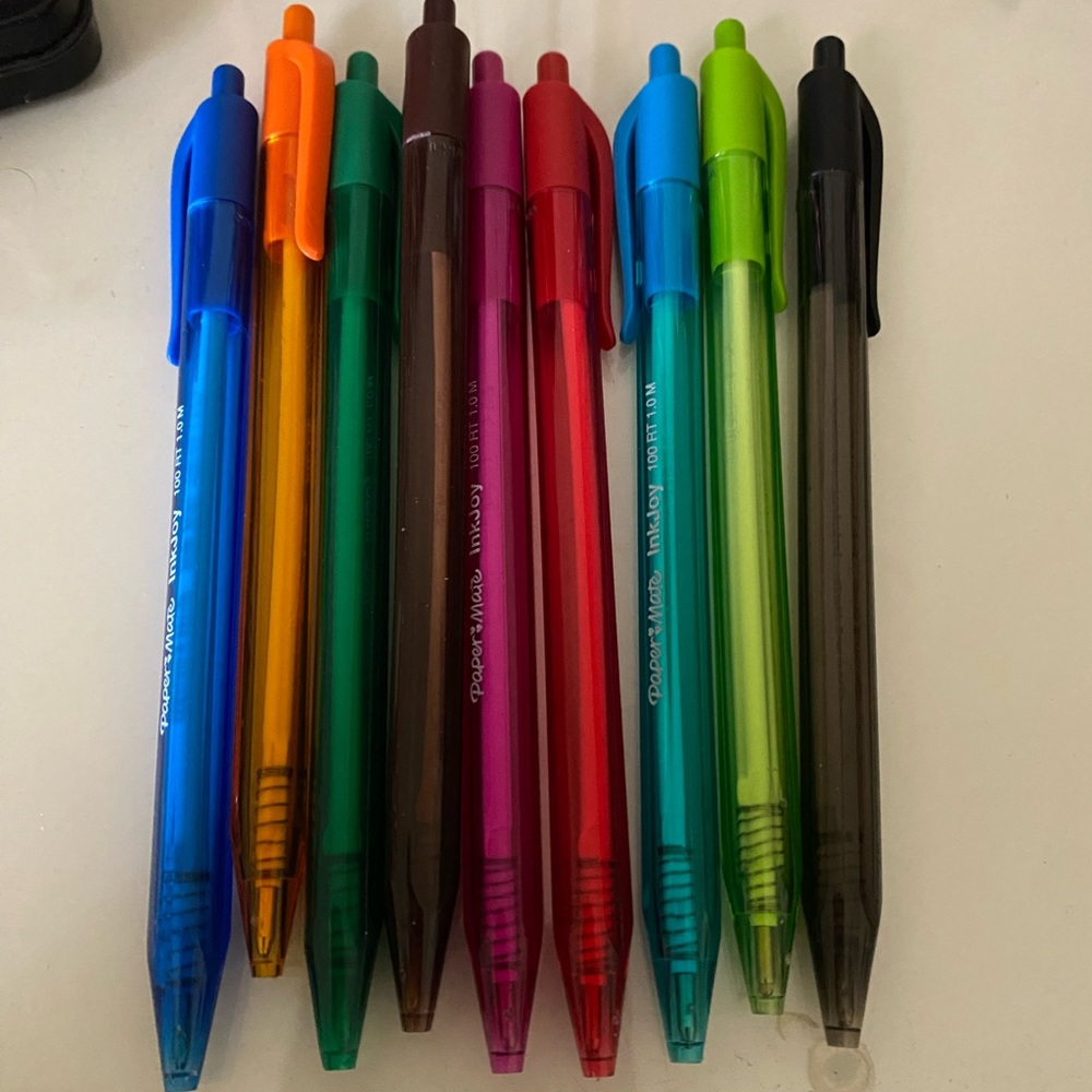 Set of papermate inkjoy pens